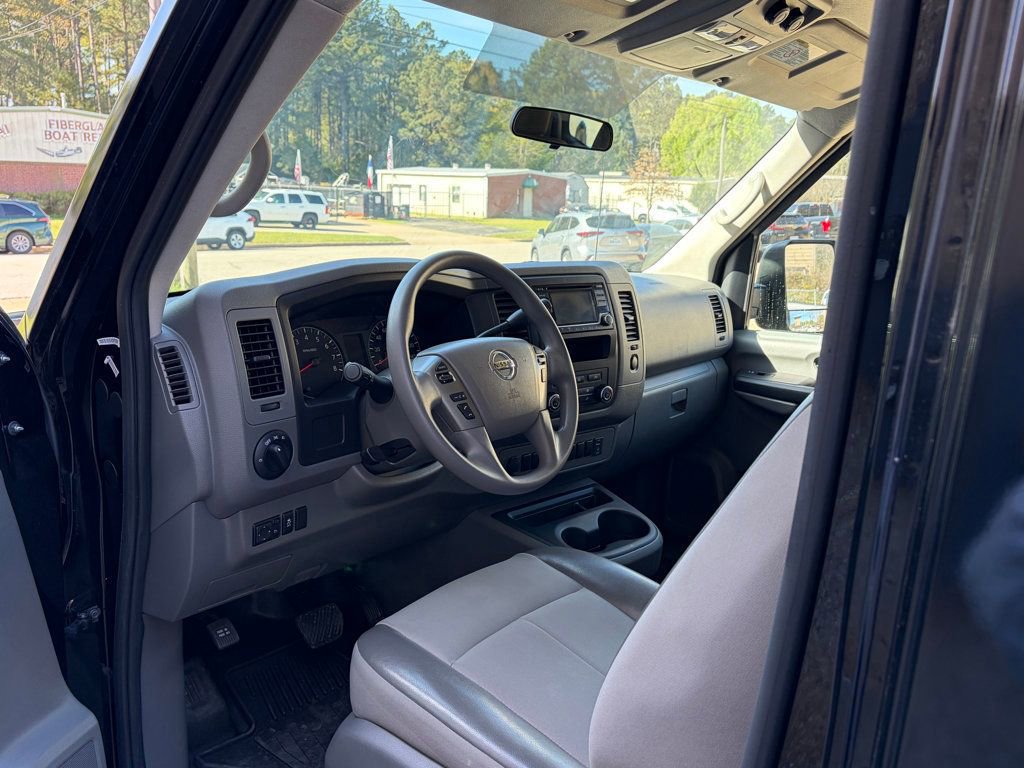 Used 2018 Nissan NV 3500 S image 23