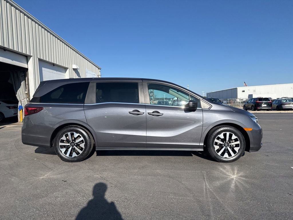 Certified 2025 Honda Odyssey EX-L image 8