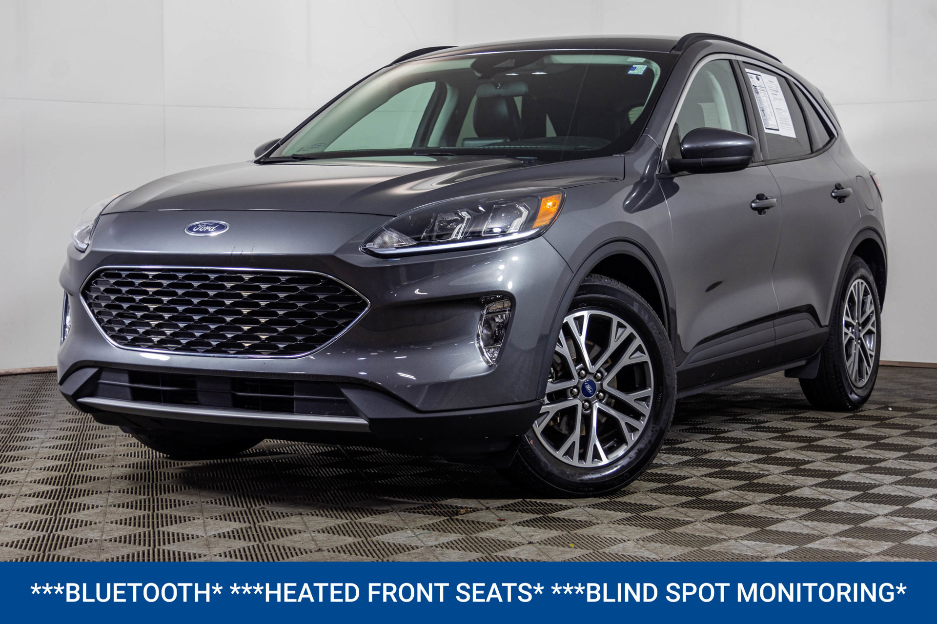 Used 2021 Ford Escape SEL FWD image 2