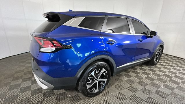 Used 2023 Kia Sportage EX FWD image 2