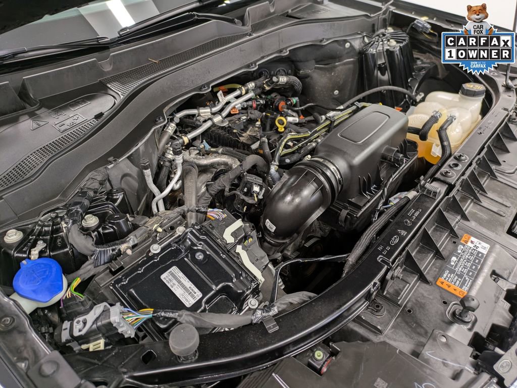 Used 2023 Ford Explorer XLT image 30