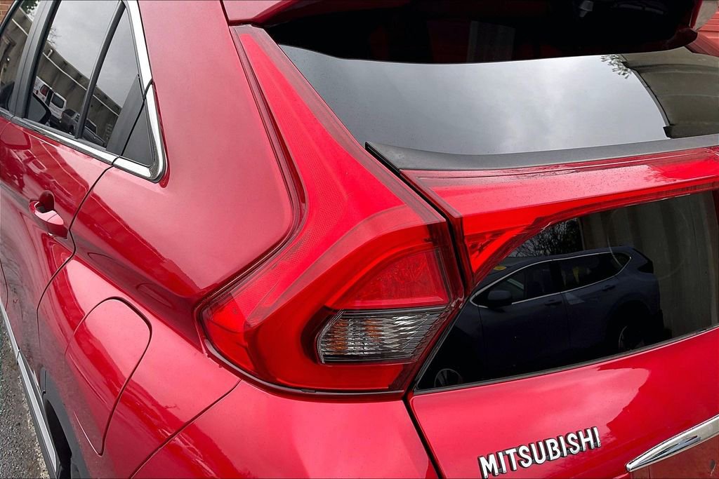 Used 2019 Mitsubishi Eclipse Cross SEL AWD/4WD image 28