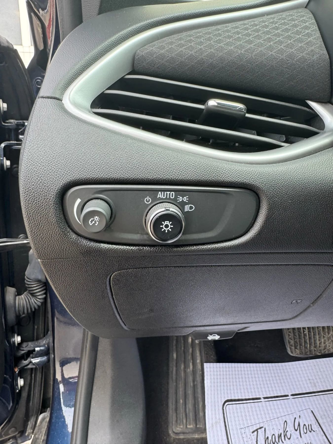 Used 2022 Chevrolet Malibu LT image 10