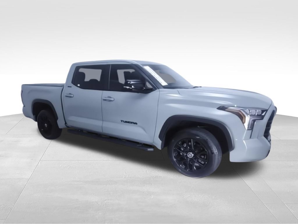 Used 2024 Toyota Tundra Limited AWD/4WD image 3