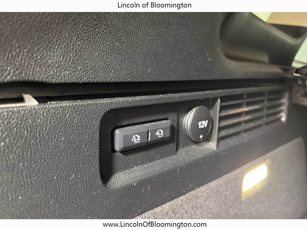 Used 2022 Lincoln Nautilus Reserve image 59