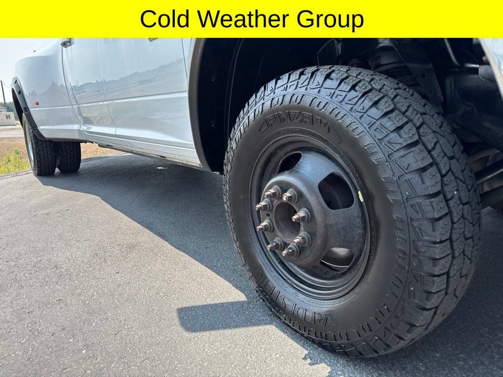 Used 2016 RAM 3500 SLT w/ Cold Weather Group AWD/4WD image 9
