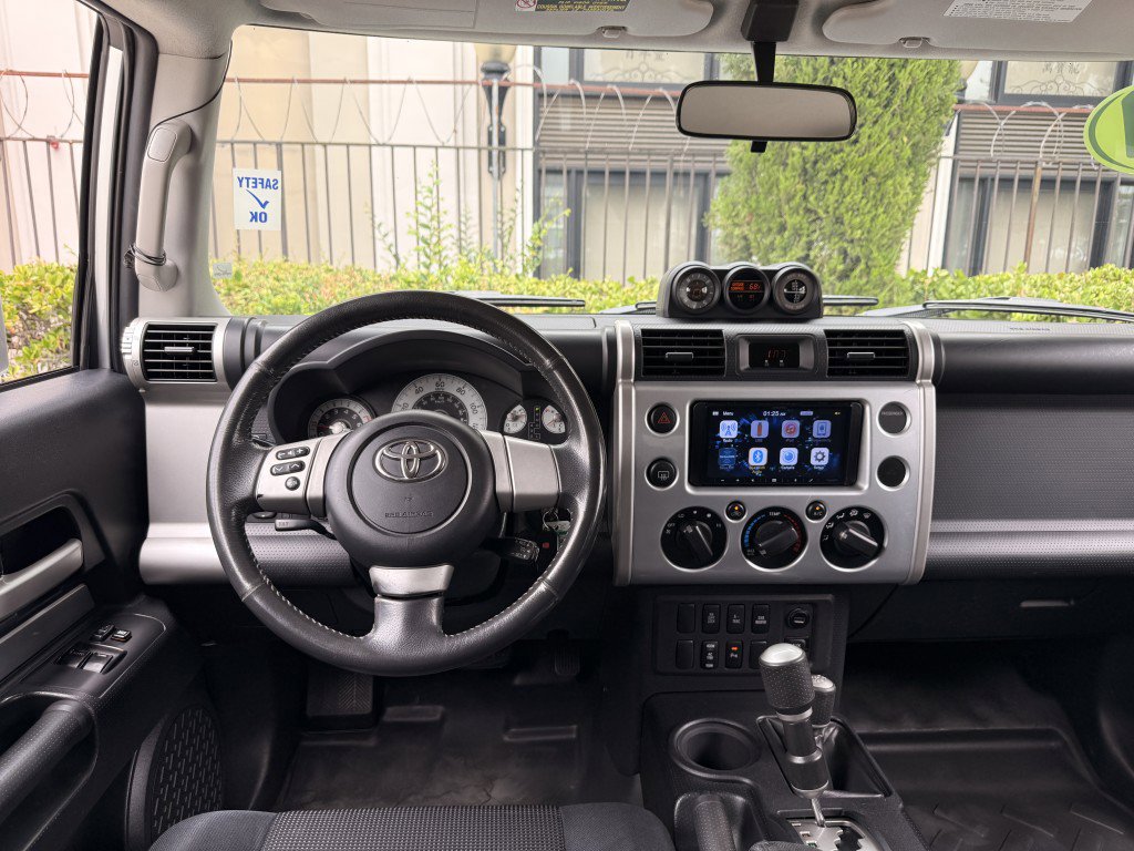 Used 2007 Toyota FJ Cruiser 4WD image 22