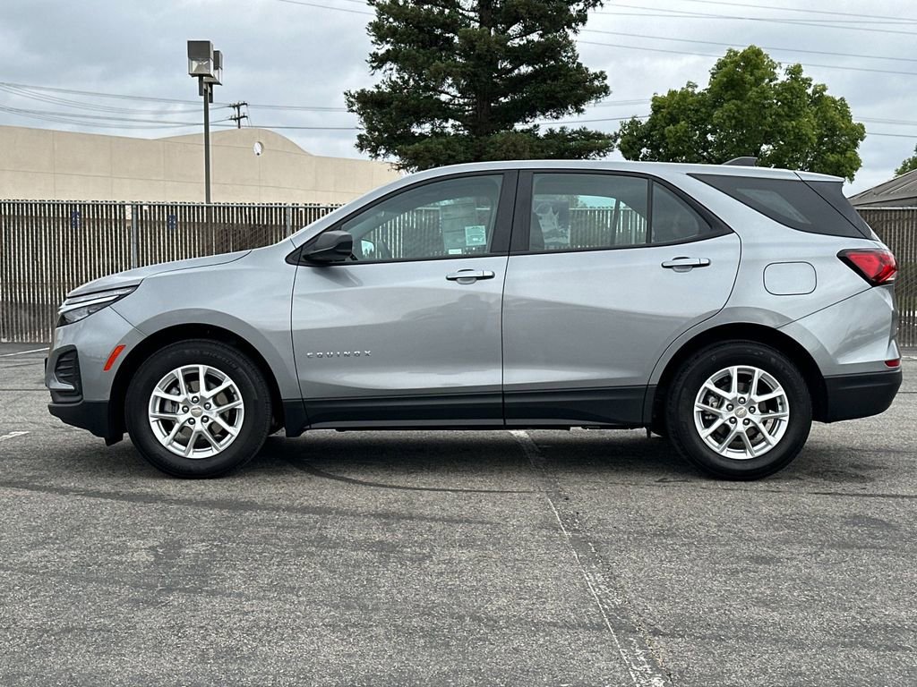Used 2024 Chevrolet Equinox LS FWD image 6