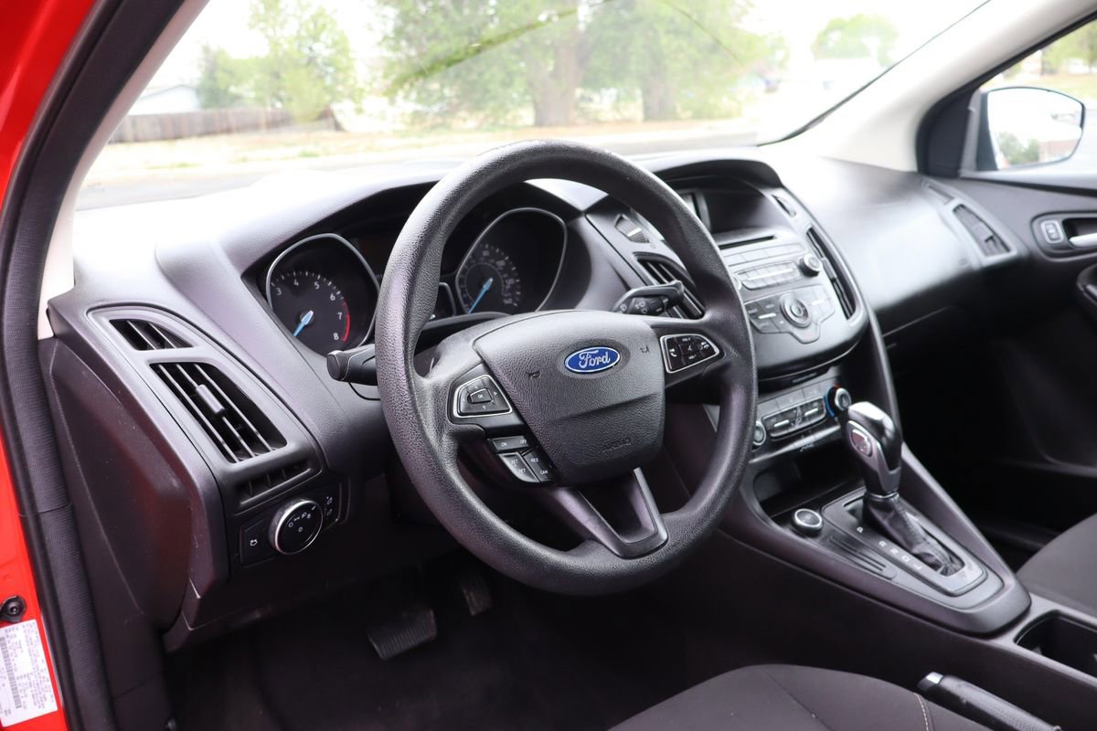 Used 2016 Ford Focus SE FWD image 15