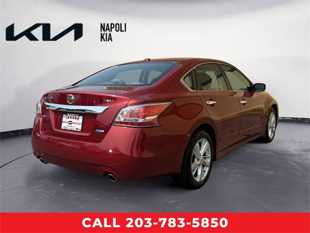 Used 2014 Nissan Altima 2.5 SV image 3