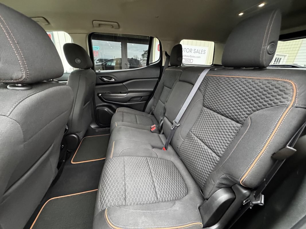 Used 2017 GMC Acadia SLE w/ Driver Alert Package I AWD/4WD image 44