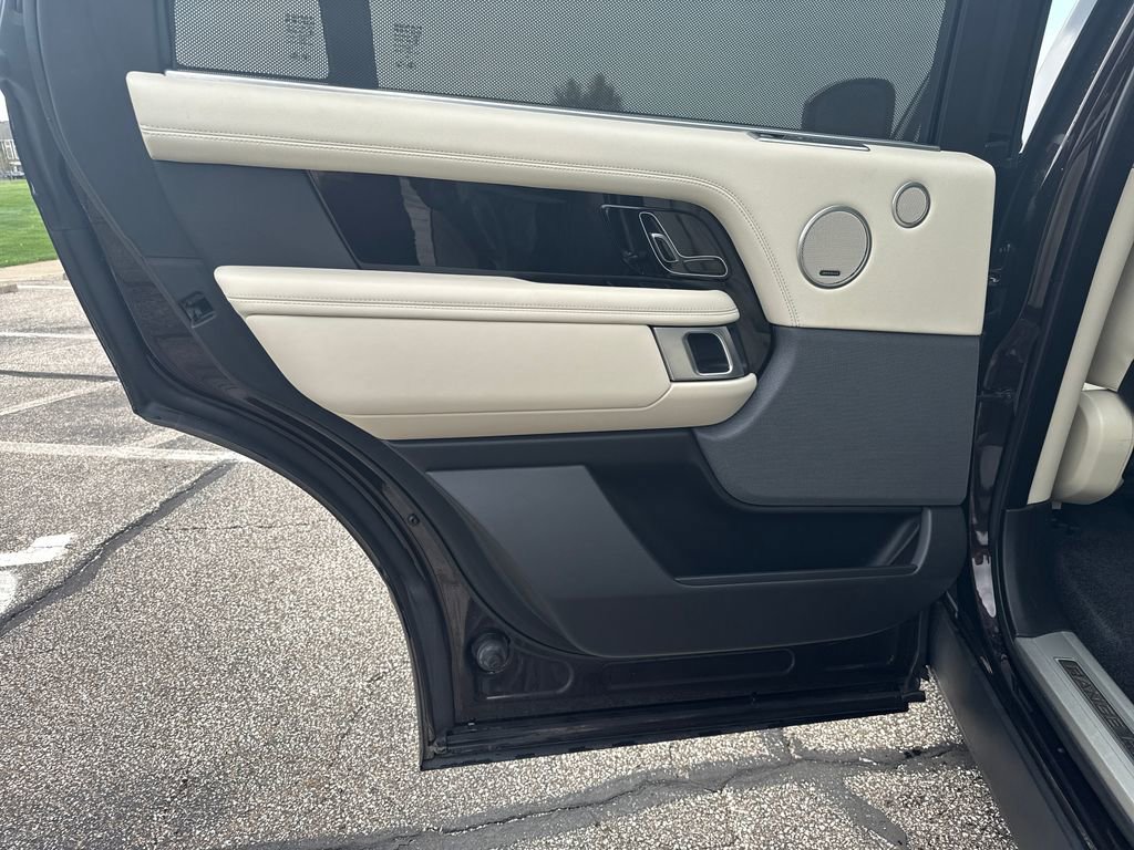 Used 2021 Land Rover Range Rover P525 Westminster Edition LWB image 13