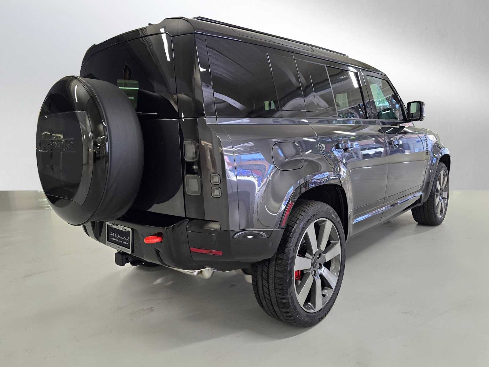 New 2026 Land Rover Defender 110 X AWD/4WD image 4