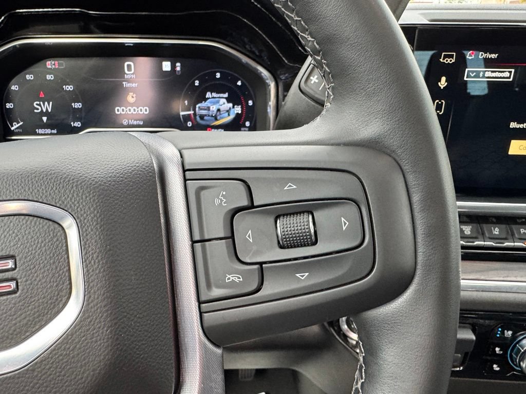 Certified 2025 GMC Sierra 2500 SLT w/ SLT Premium Package AWD/4WD image 23