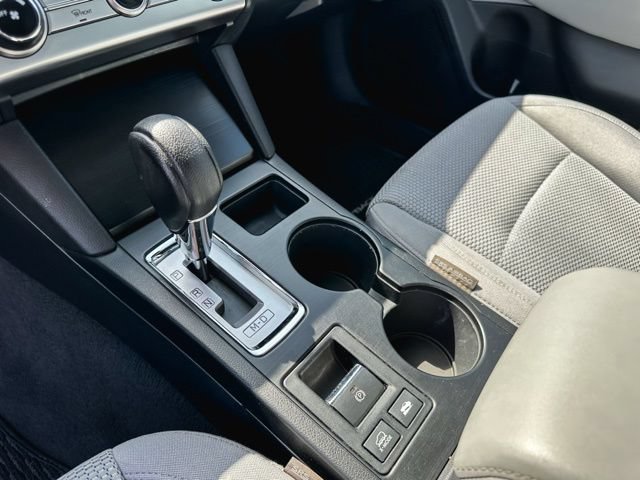 Used 2019 Subaru Outback 2.5i AWD/4WD image 19