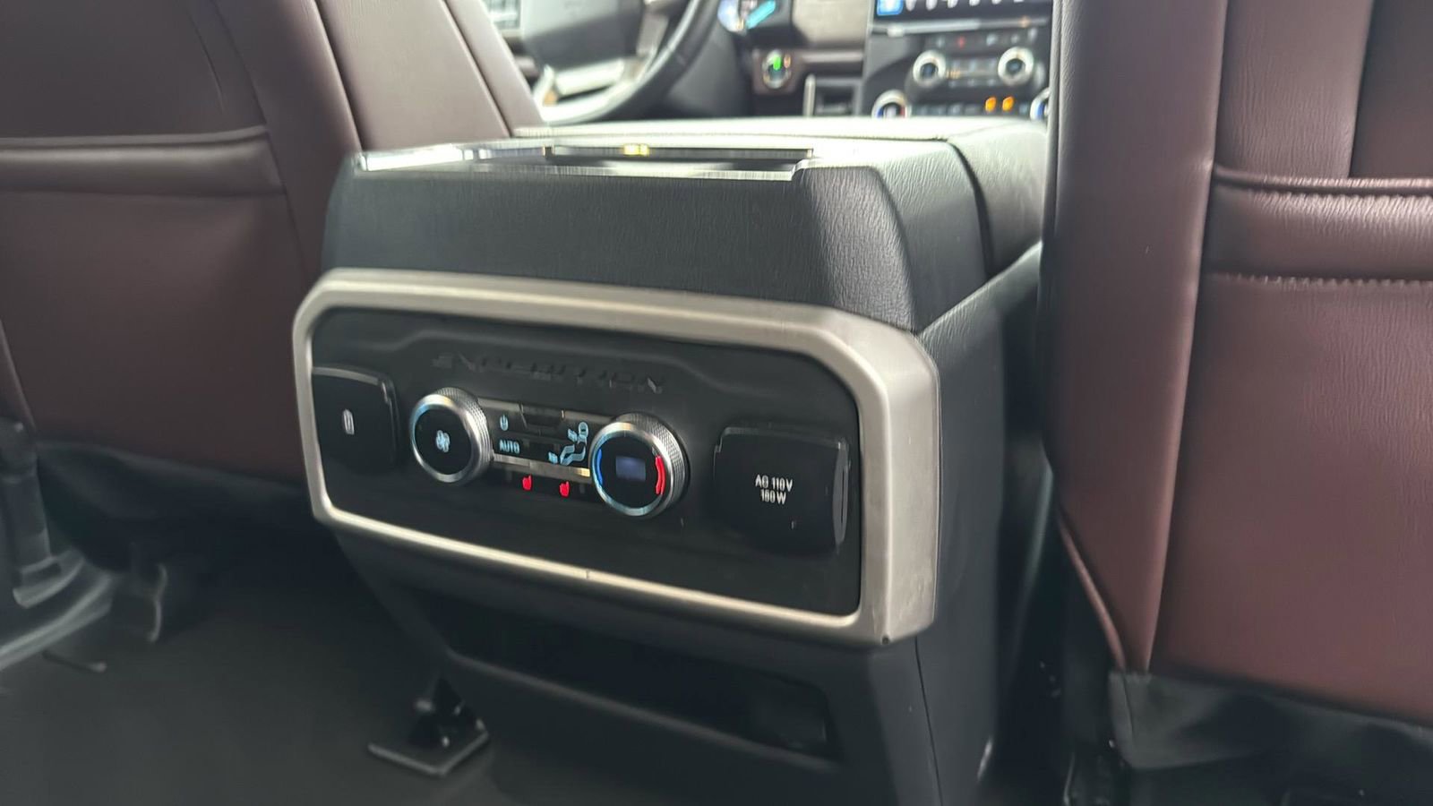 Certified 2024 Ford Expedition Limited image 28