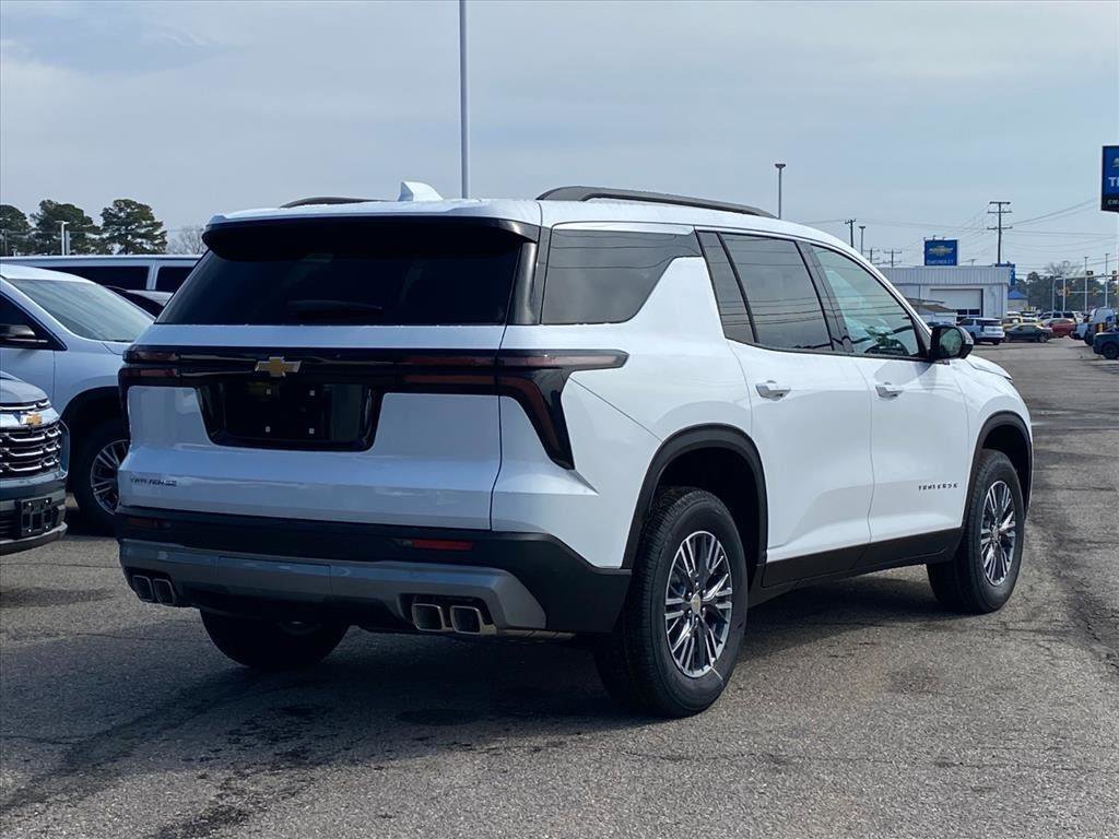 New 2026 Chevrolet Traverse LT w/ Driver Confidence Package image 3