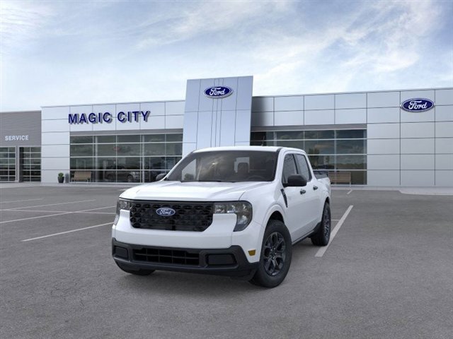 New 2025 Ford Maverick XLT w/ Equipment Group 301A AWD/4WD image 2