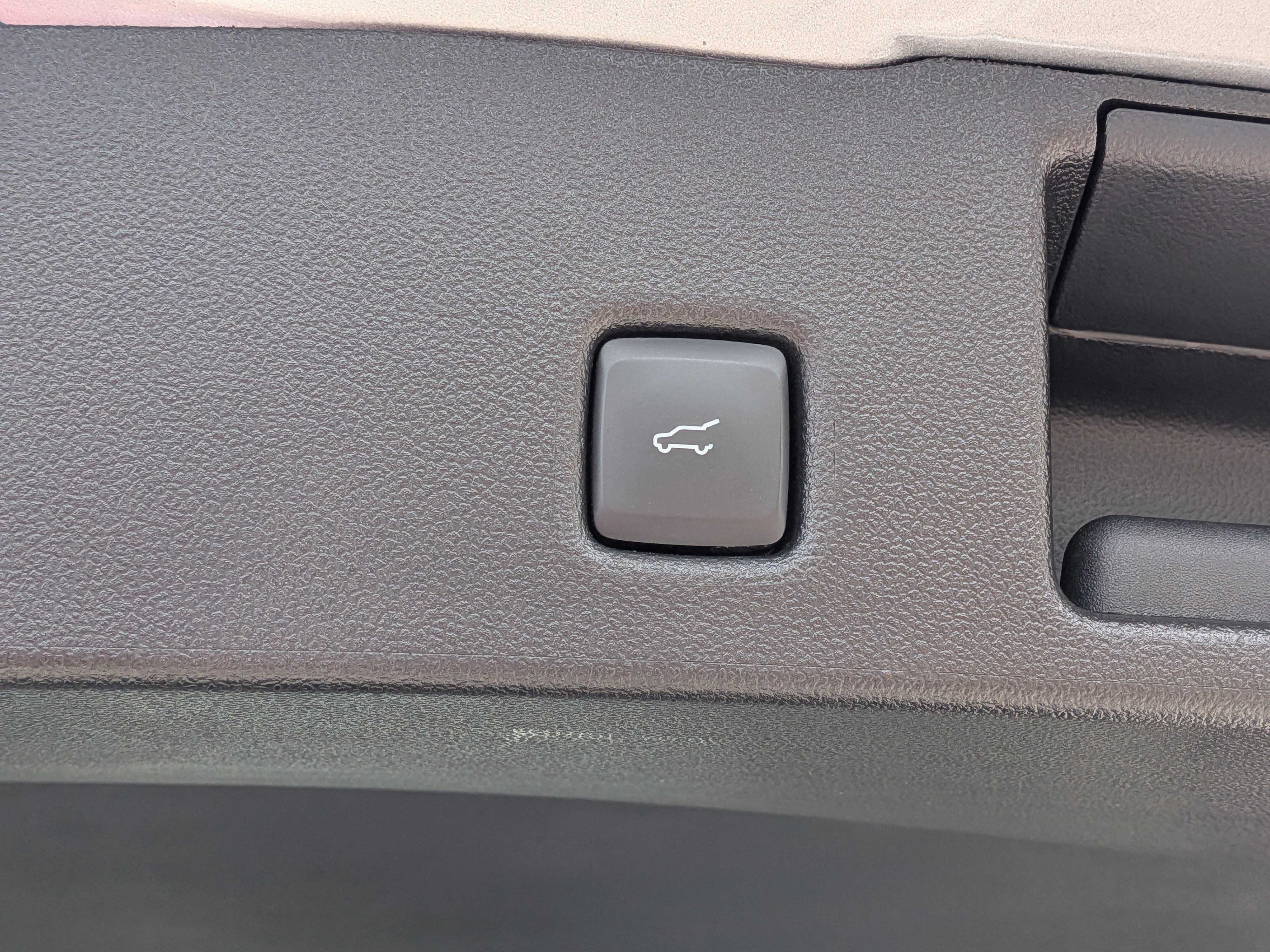 Used 2023 Ford Escape ST-Line w/ Tech Pack #1 FWD image 14