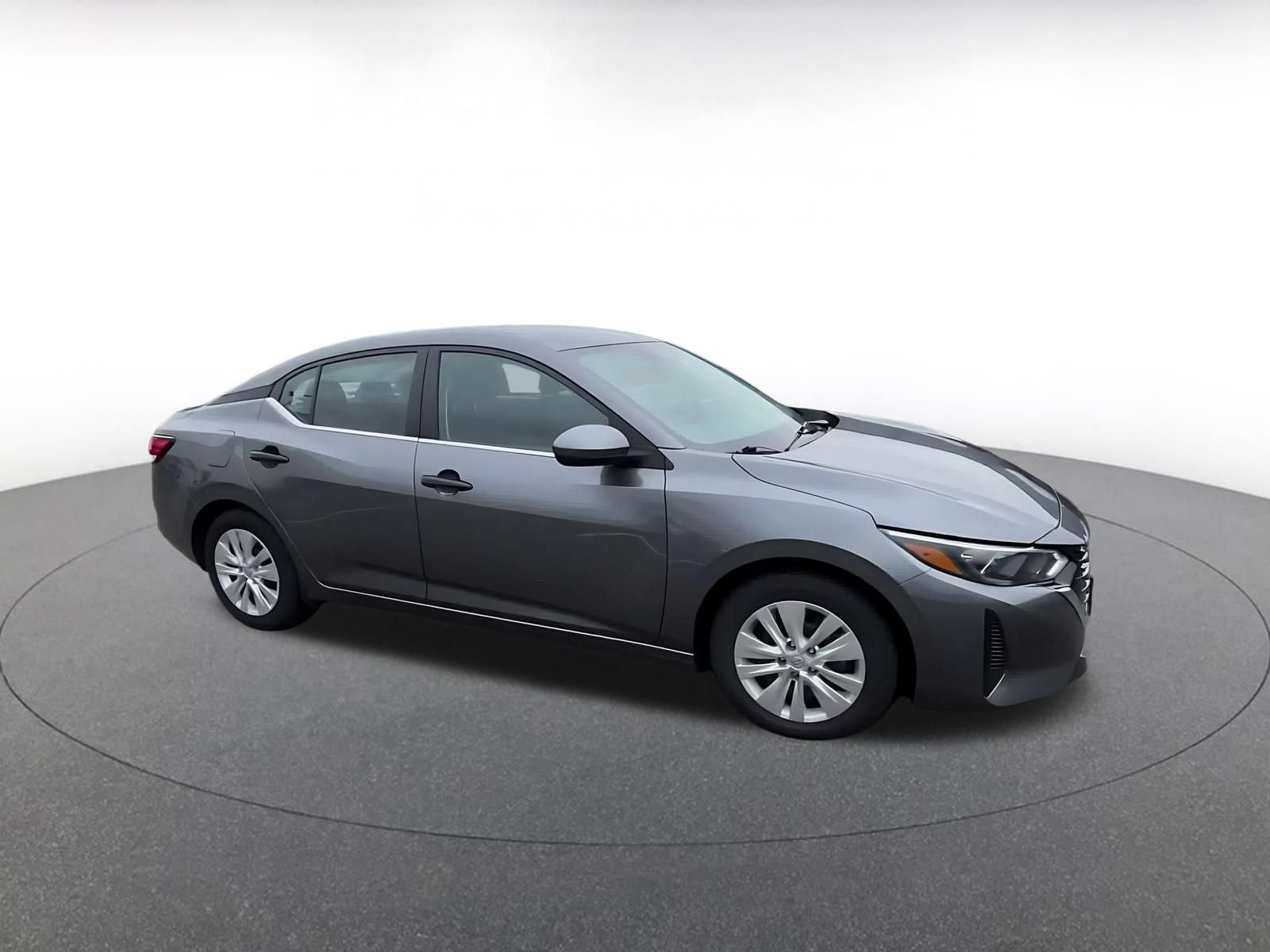 Used 2025 Nissan Sentra S FWD image 2