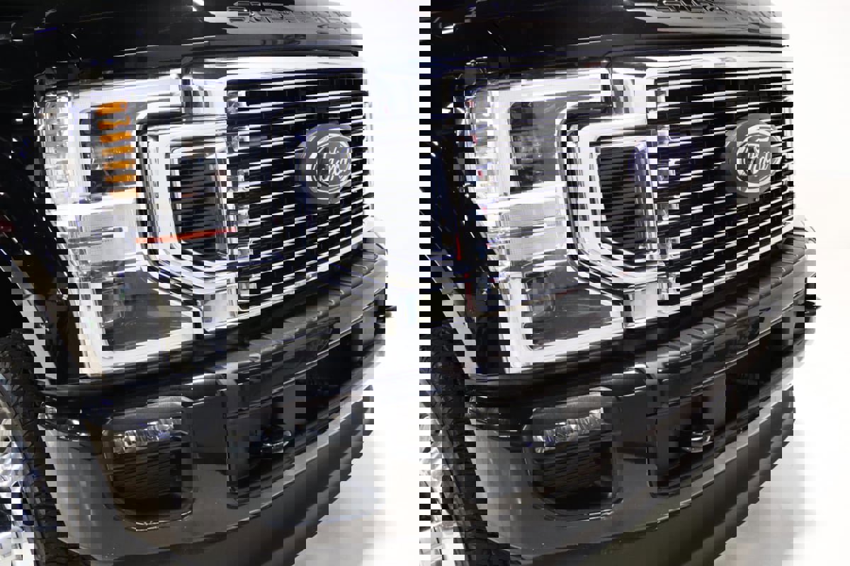 Used 2022 Ford F350 Platinum image 29