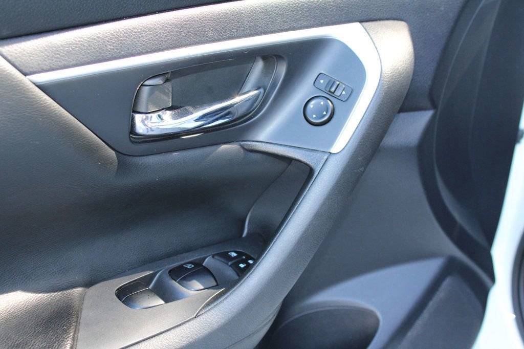 Used 2018 Nissan Altima 2.5 SV image 28