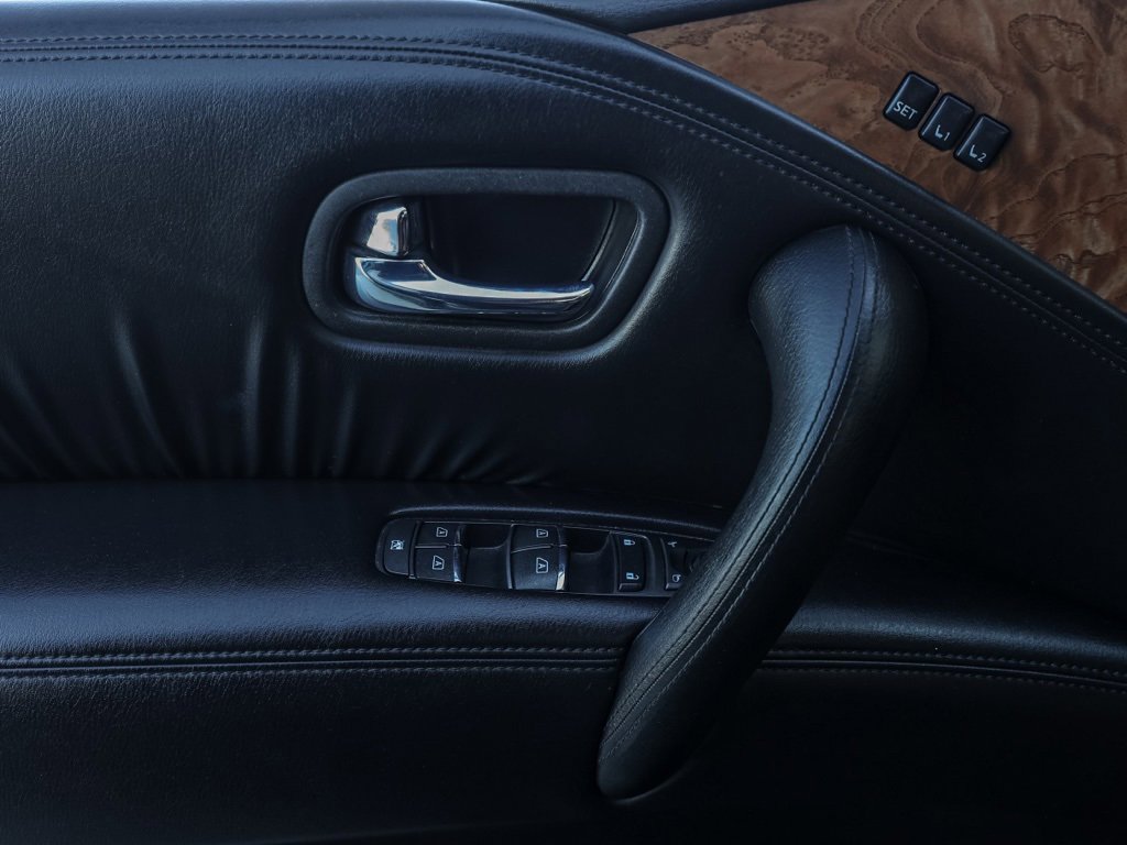 Used 2022 Nissan Armada SL w/ Captain's Chairs Package image 24