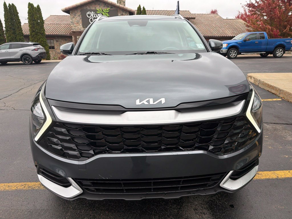 Used 2023 Kia Sportage EX AWD/4WD image 6