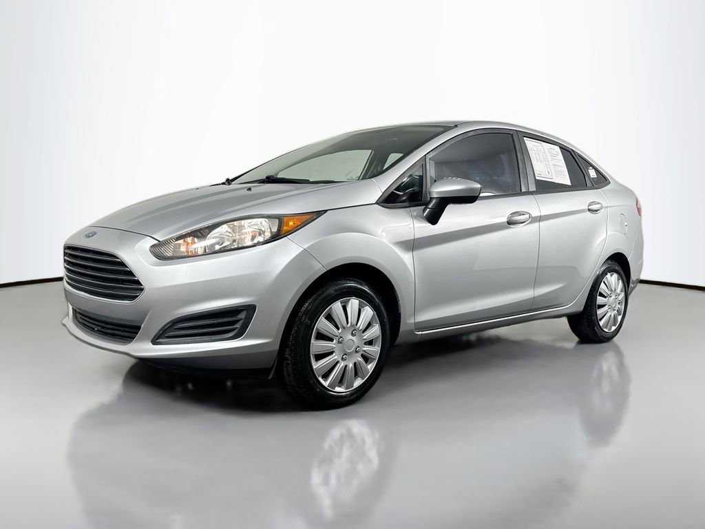 Used 2015 Ford Fiesta S image 35