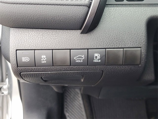 Used 2021 Toyota Camry XSE image 16
