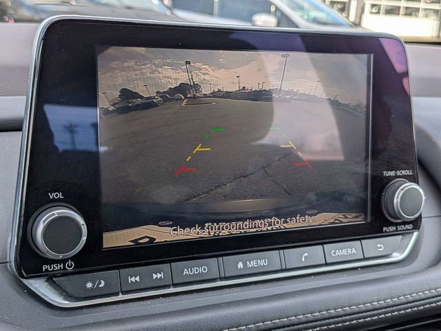 Used 2022 Nissan Rogue SV image 20