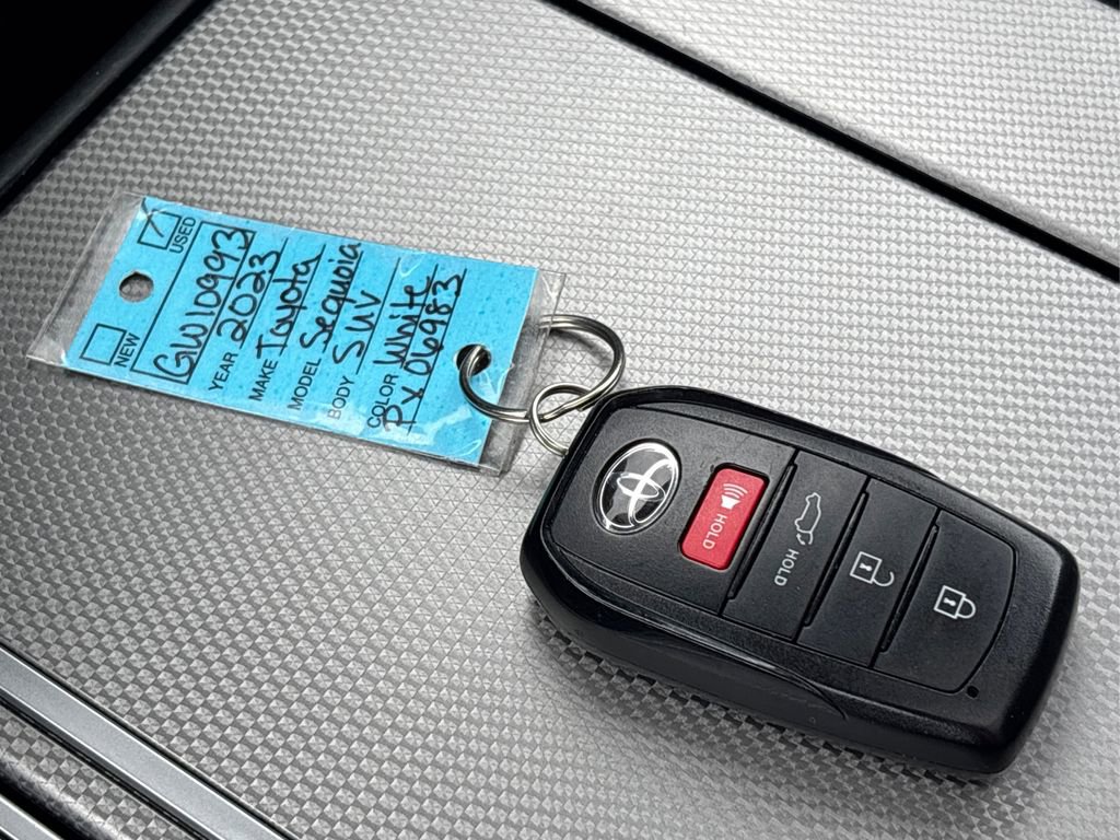 Used 2023 Toyota Sequoia Limited image 41