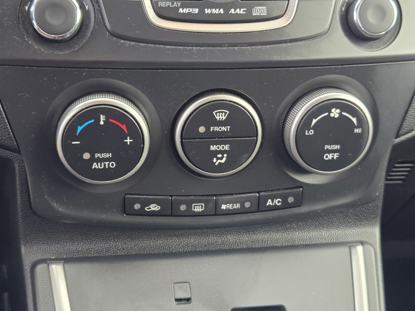 Used 2015 MAZDA MAZDA5 Grand Touring image 19