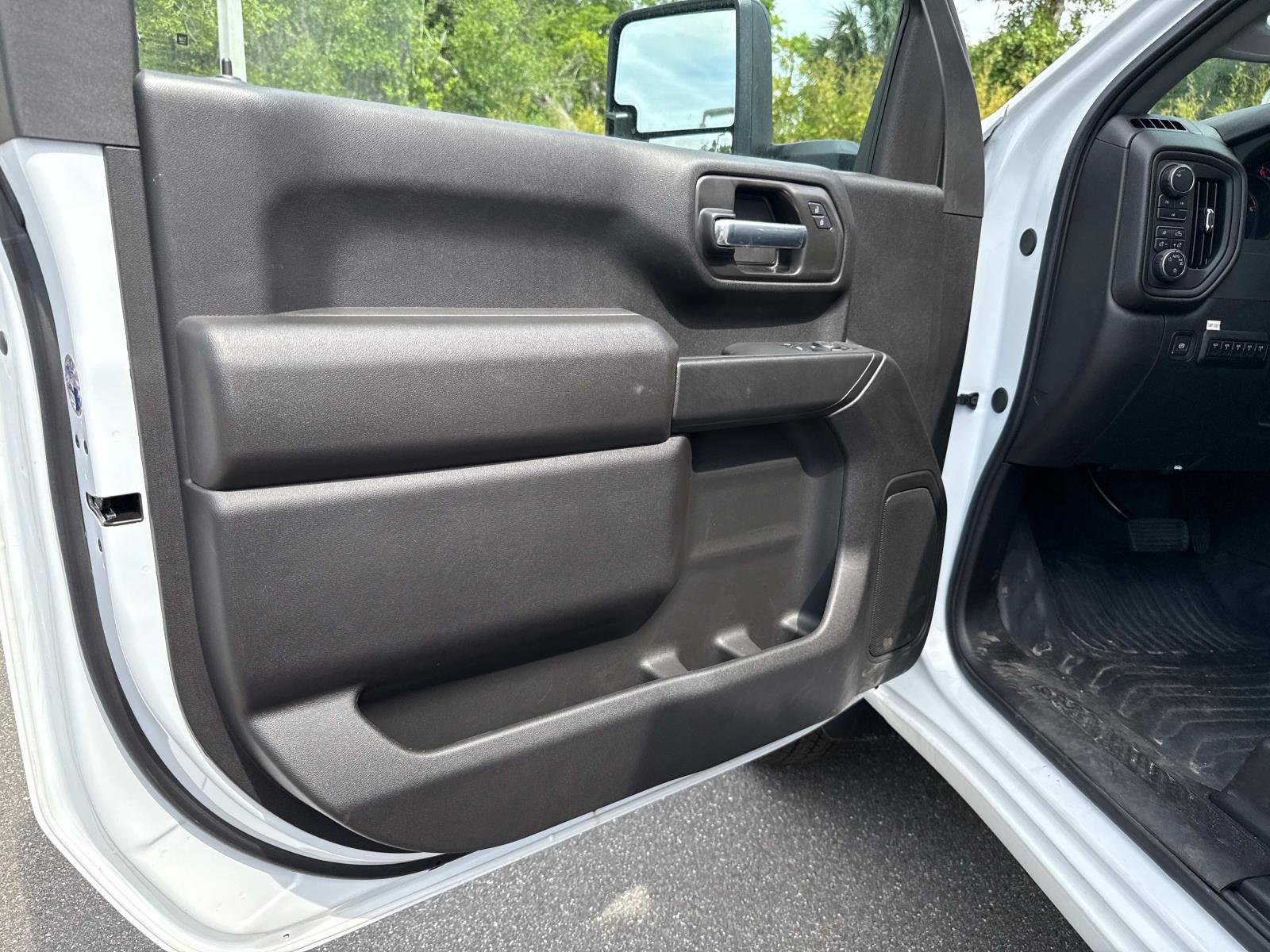 New 2025 Chevrolet Silverado 3500 W/T w/ WT Convenience Package AWD/4WD image 17