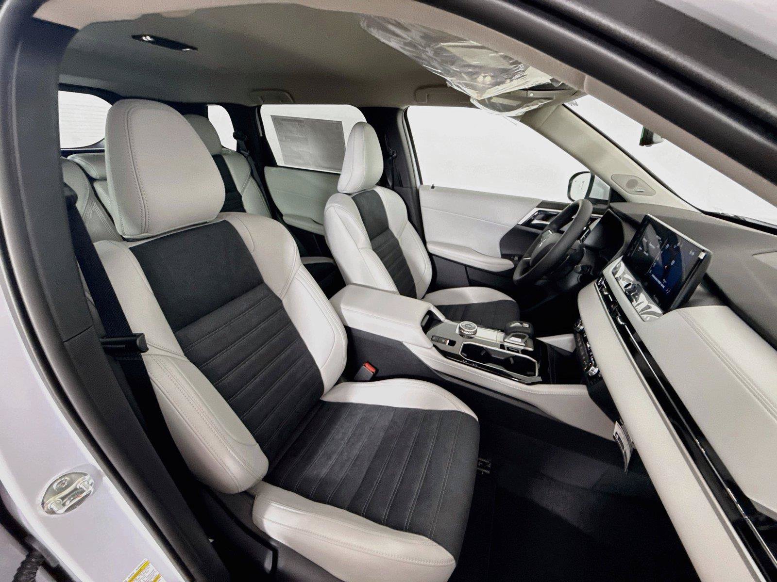 New 2026 Mitsubishi Outlander SE AWD/4WD image 26