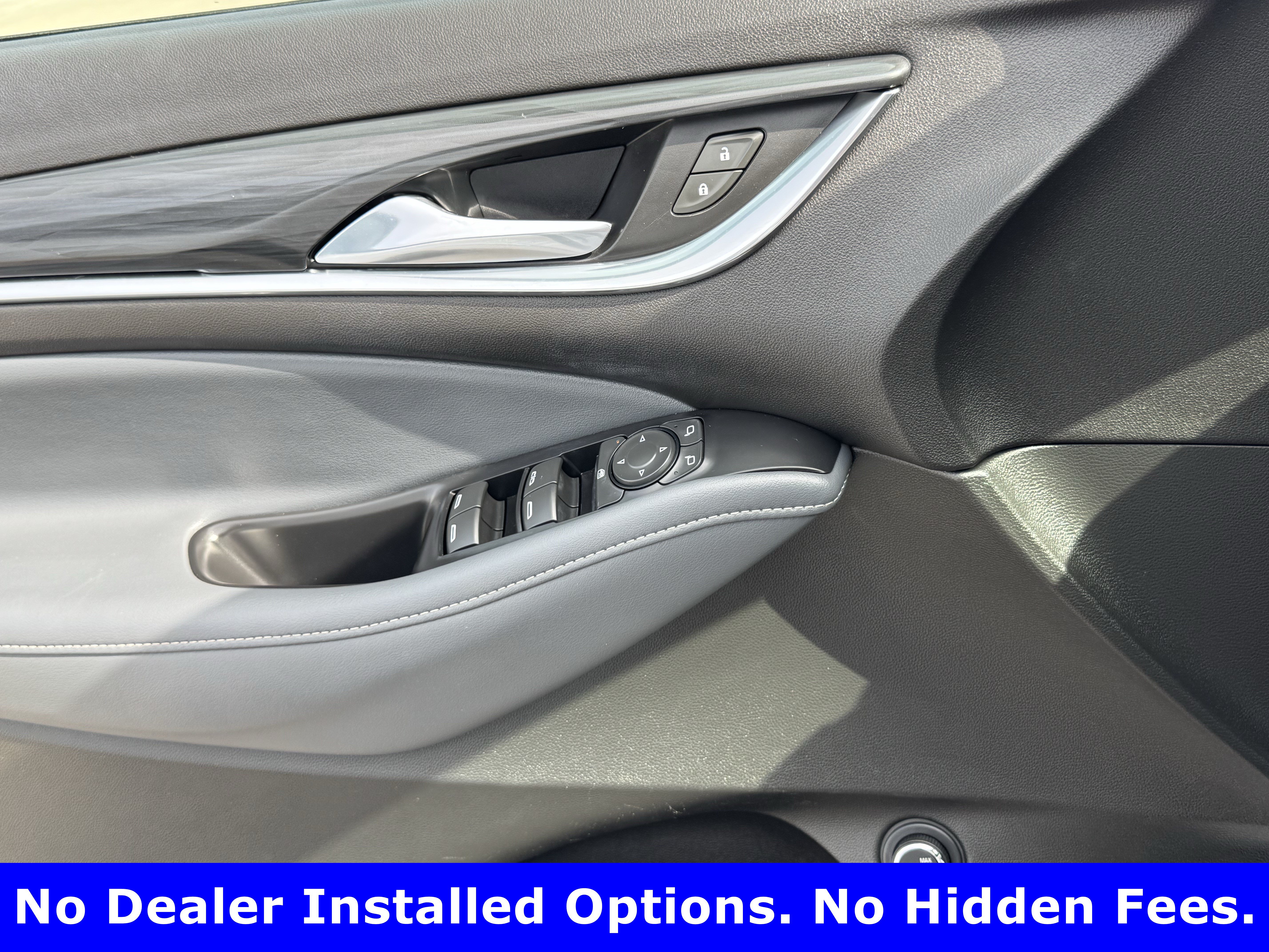 Used 2021 Buick Enclave Essence w/ Sound and Sites Package FWD image 21