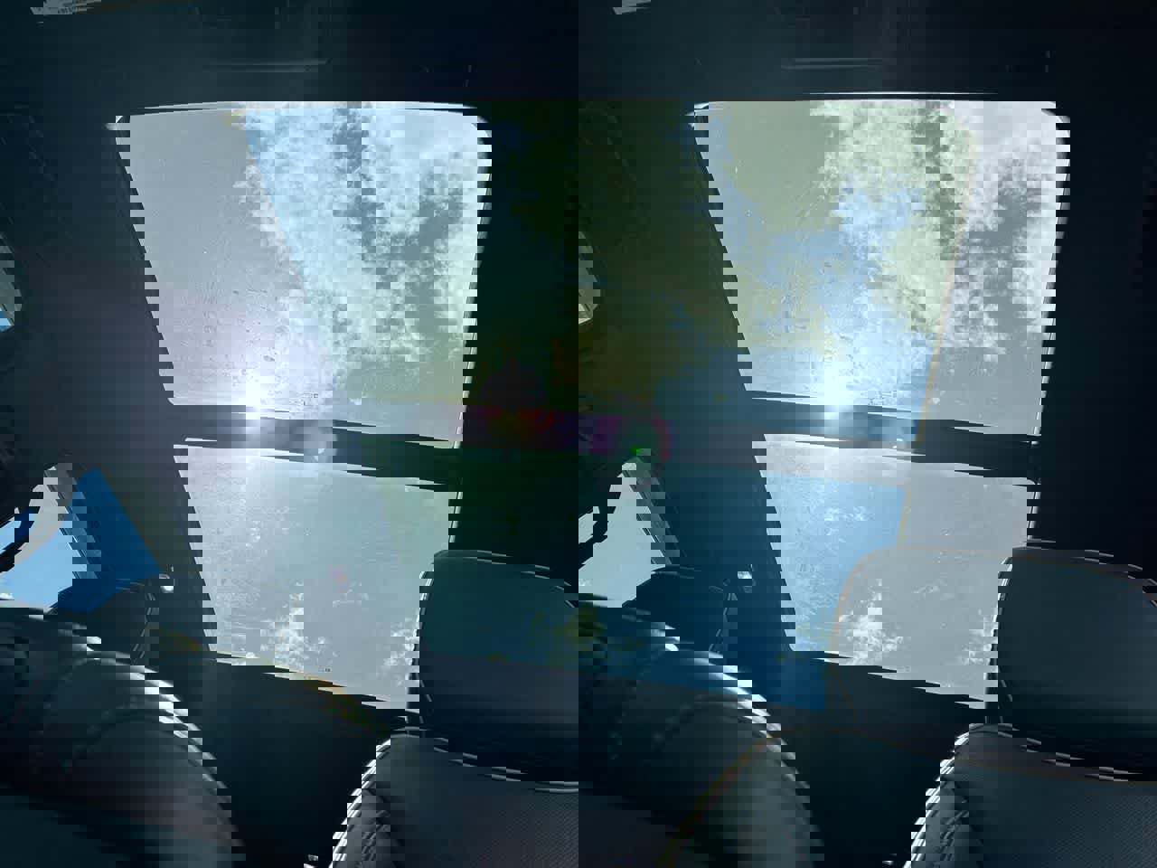 Used 2021 Chevrolet Tahoe Premier w/ Premium Package image 19