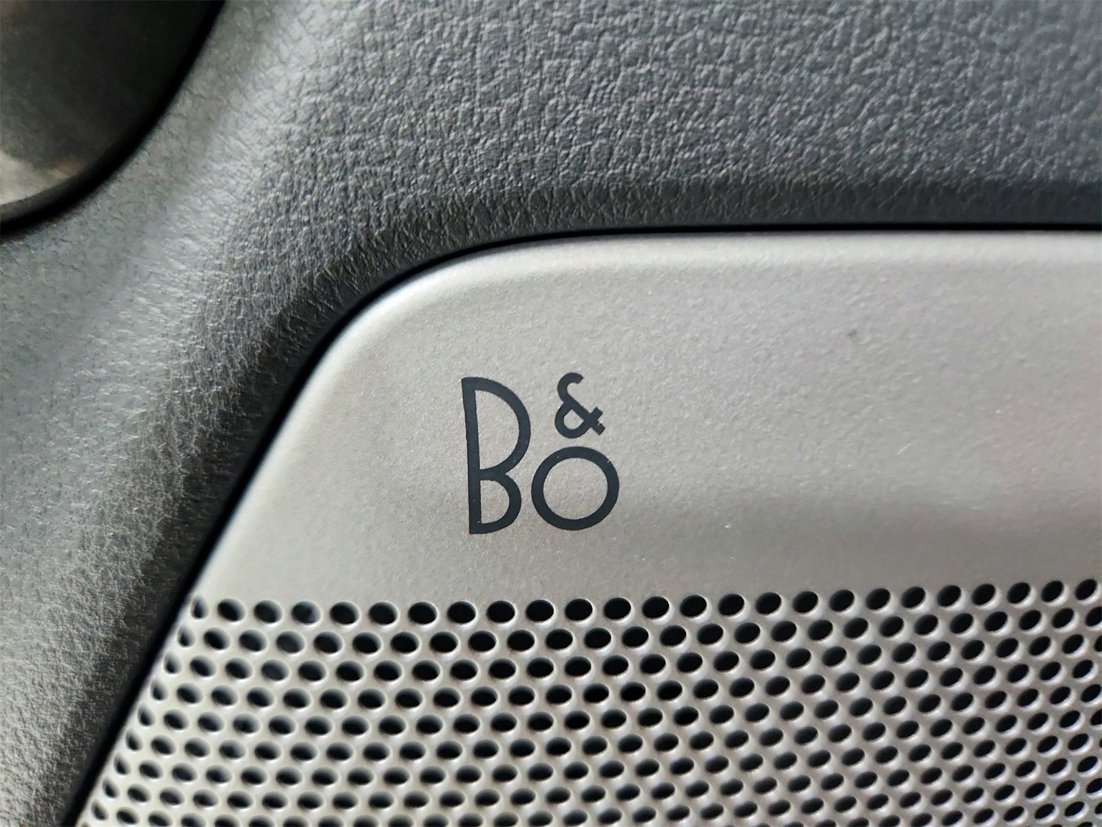 Used 2023 Ford F150 Lariat w/ Equipment Group 502A High image 40