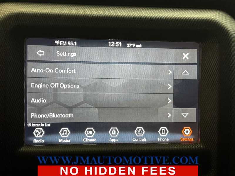 Used 2021 Jeep Gladiator Sport AWD/4WD image 32