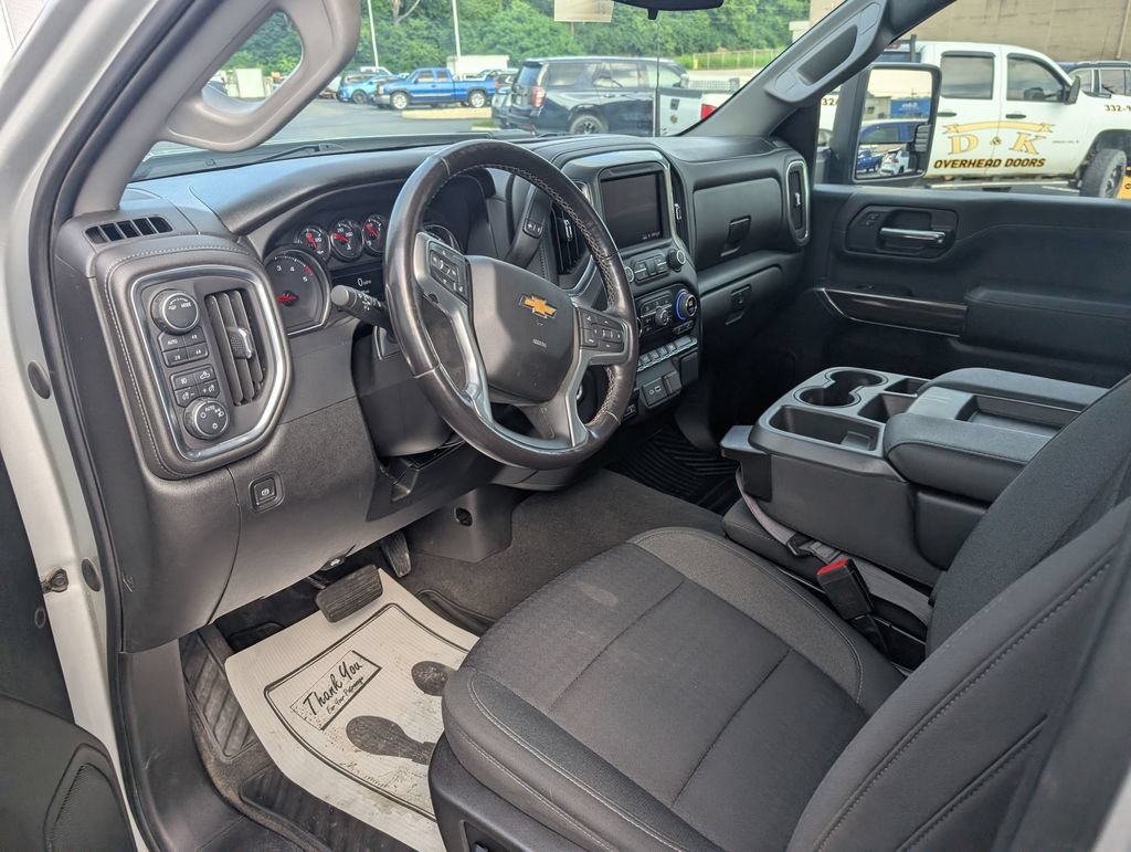 Used 2022 Chevrolet Silverado 3500 LT w/ Convenience Package AWD/4WD image 14