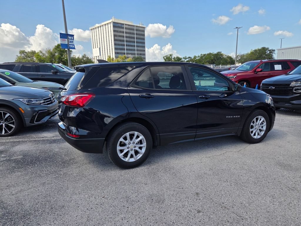 Used 2021 Chevrolet Equinox LS w/ LS Convenience Package FWD image 13