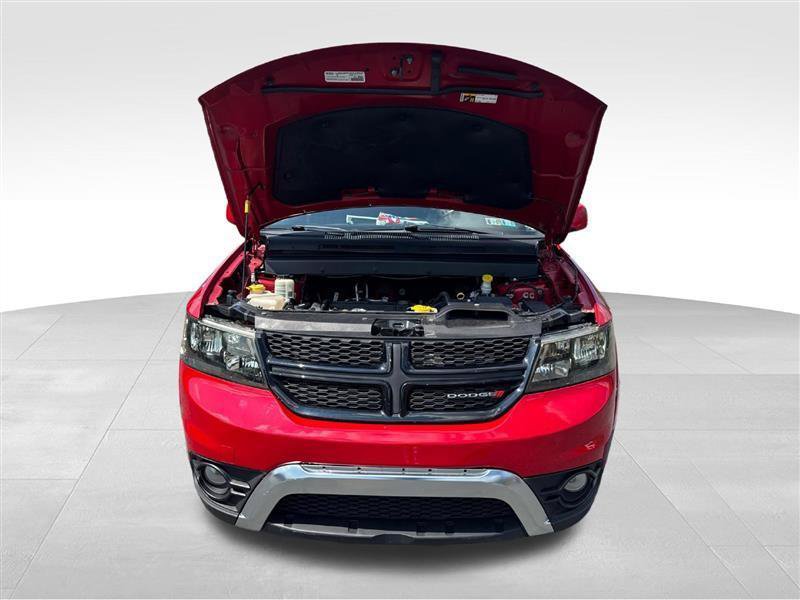 Used 2020 Dodge Journey Crossroad FWD image 11