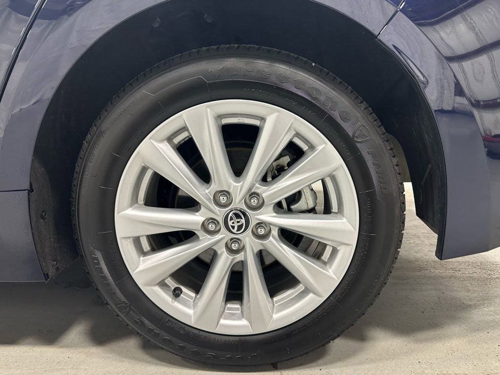 Used 2025 Toyota Corolla LE w/ LE Premium Package image 61