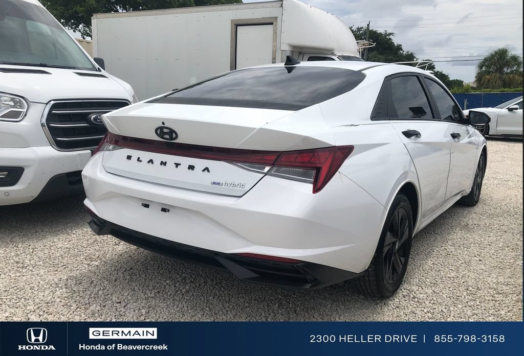 Used 2023 Hyundai Elantra Blue