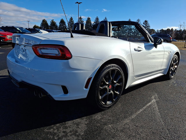 Used 2020 FIAT 124 Spider Abarth w/ Convenience Group image 7