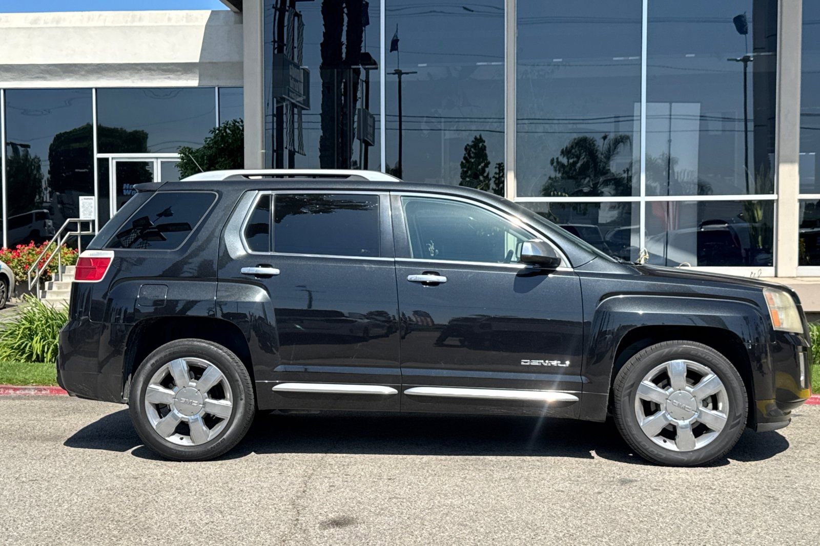 Used 2015 GMC Terrain Denali FWD image 4