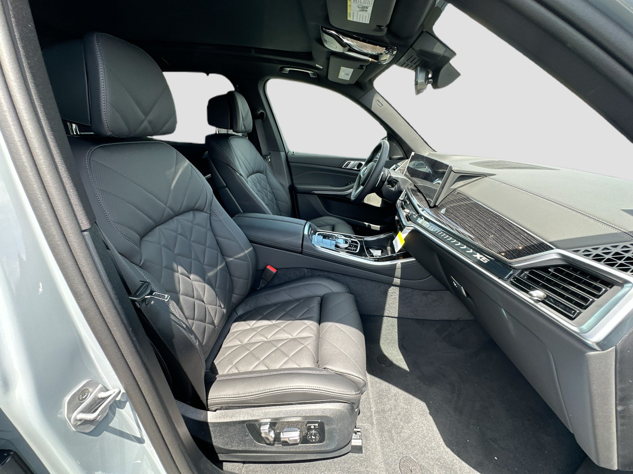 New 2026 BMW X5 xDrive40i w/ Executive Package AWD/4WD image 23