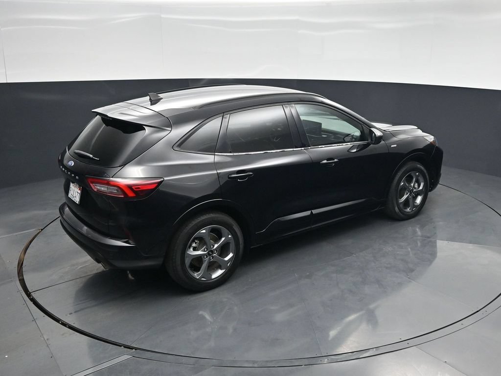 Certified 2023 Ford Escape ST-Line w/ Tech Pack #1 FWD image 34