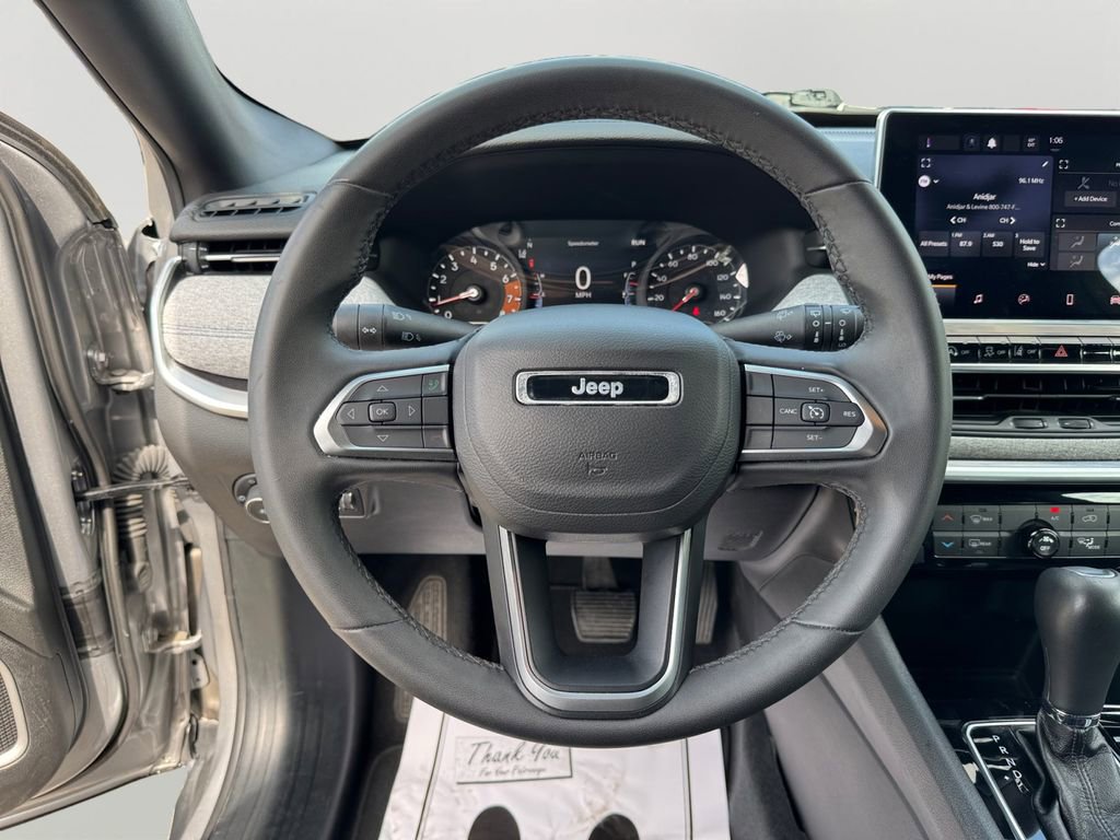 Used 2024 Jeep Compass Latitude image 19