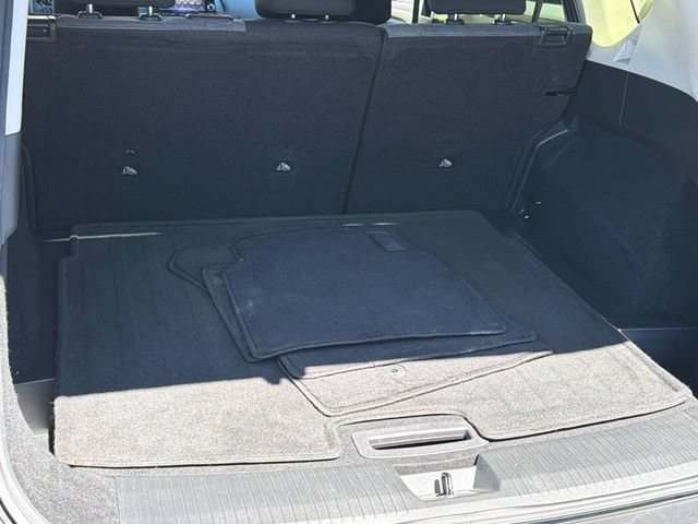 Certified 2023 Nissan Rogue SV FWD image 8